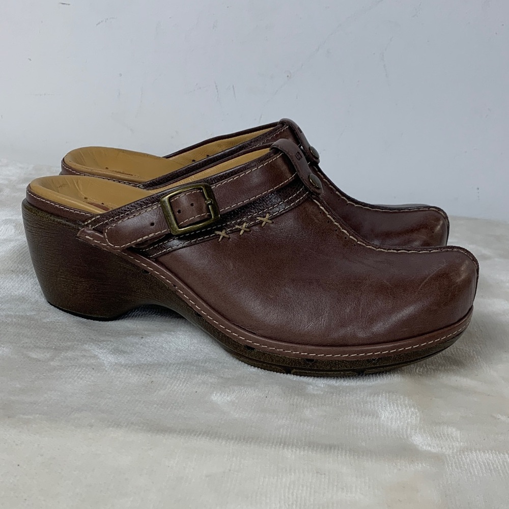 Women's Clarks Dark Brown Leather Mules